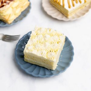 Vanilla Cake - Slices